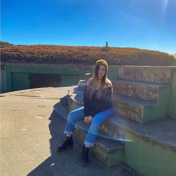 Meet your Posher, Victoria - Picture 3 of 4